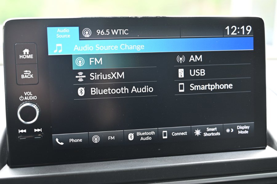 Used 2025 Honda Pilot EX-L image 24