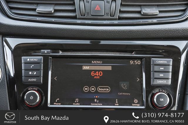 Used 2018 Nissan Rogue SV image 14