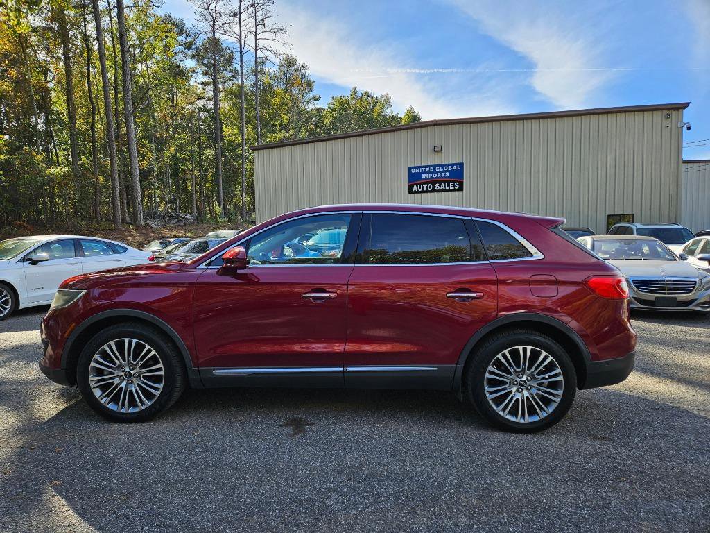 Used 2016 Lincoln MKX Reserve w/ Technology Package AWD/4WD image 10