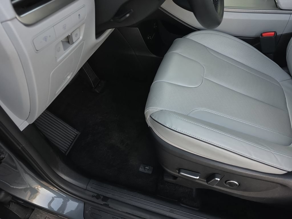 Used 2025 Hyundai Palisade SEL AWD/4WD image 16