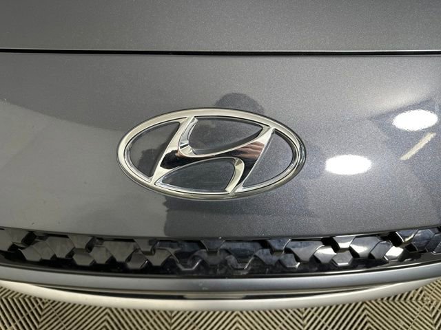 Certified 2022 Hyundai Kona Limited w/ Cargo Package image 9