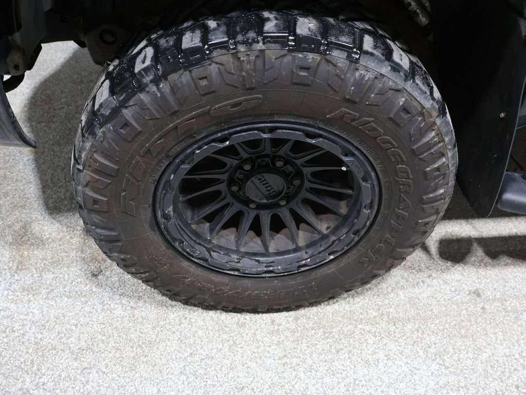 Used 2006 GMC Sierra 1500 SLT w/ Light Duty Power Package image 9