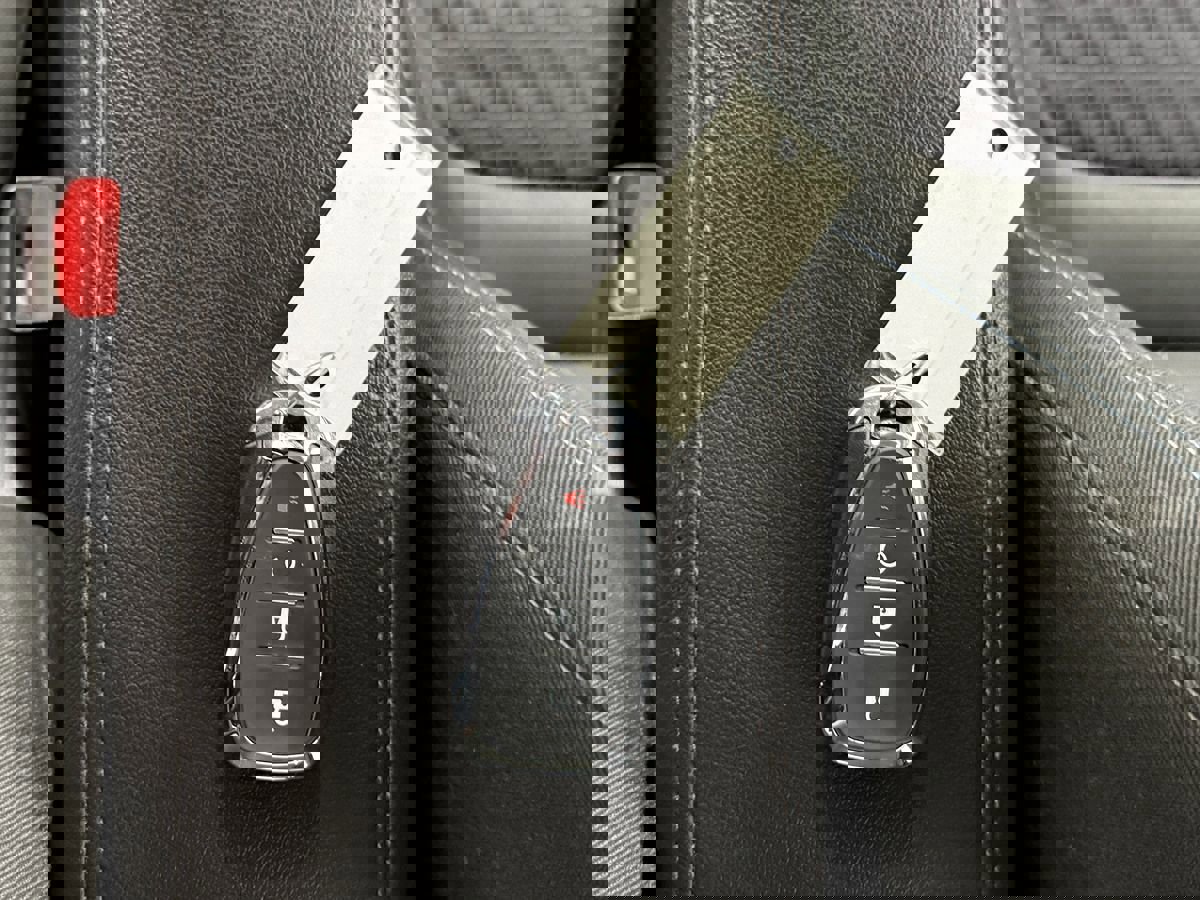 Used 2023 Chevrolet Bolt EUV LT image 29