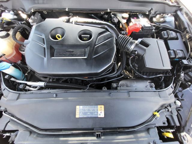 Used 2015 Ford Fusion SE w/ Equipment Group 201A image 11