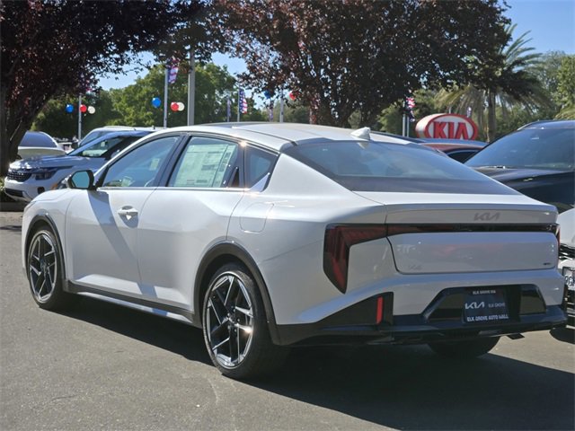 New 2025 Kia K4 GT-Line image 7