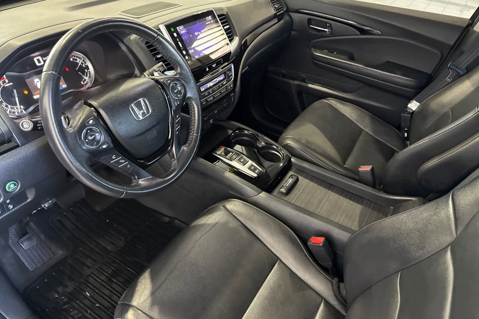 Used 2016 Honda Pilot Touring image 9