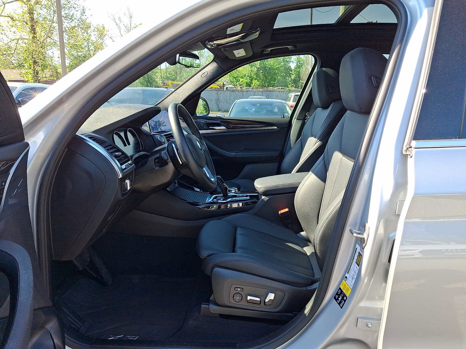 Used 2020 BMW X3 xDrive30i w/ Convenience Package AWD/4WD image 14