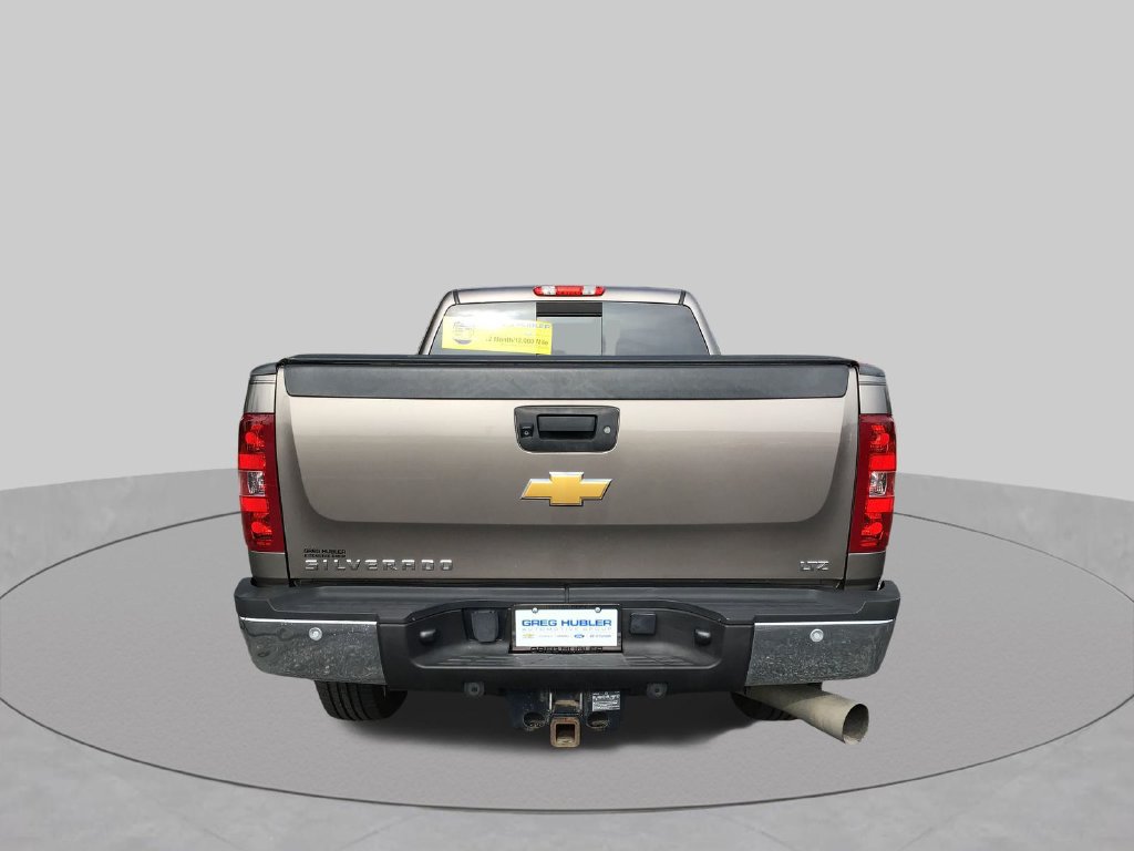 Used 2014 Chevrolet Silverado 3500 LTZ w/ LTZ Plus Package AWD/4WD image 9
