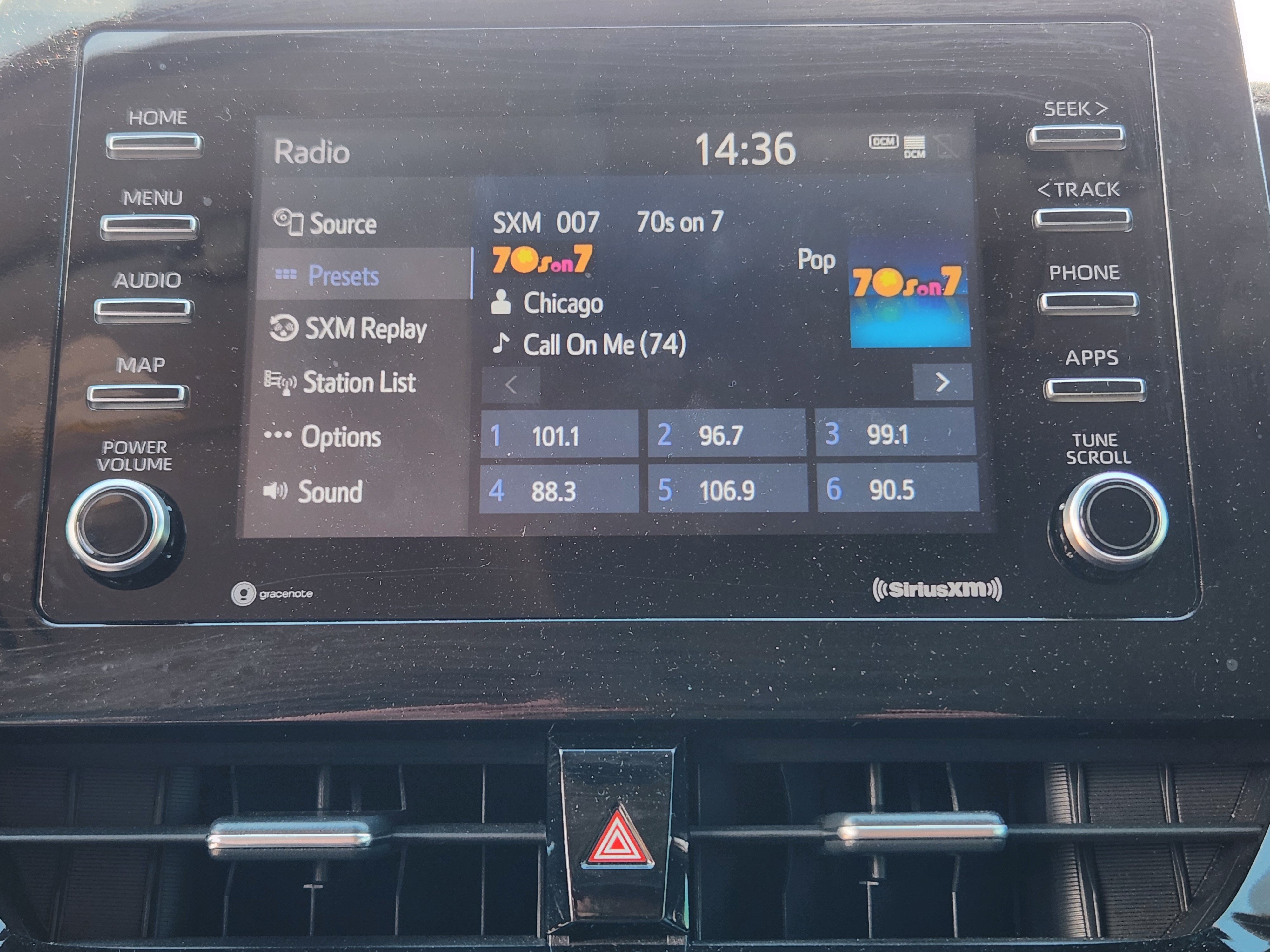 Used 2023 Toyota Camry SE FWD image 13