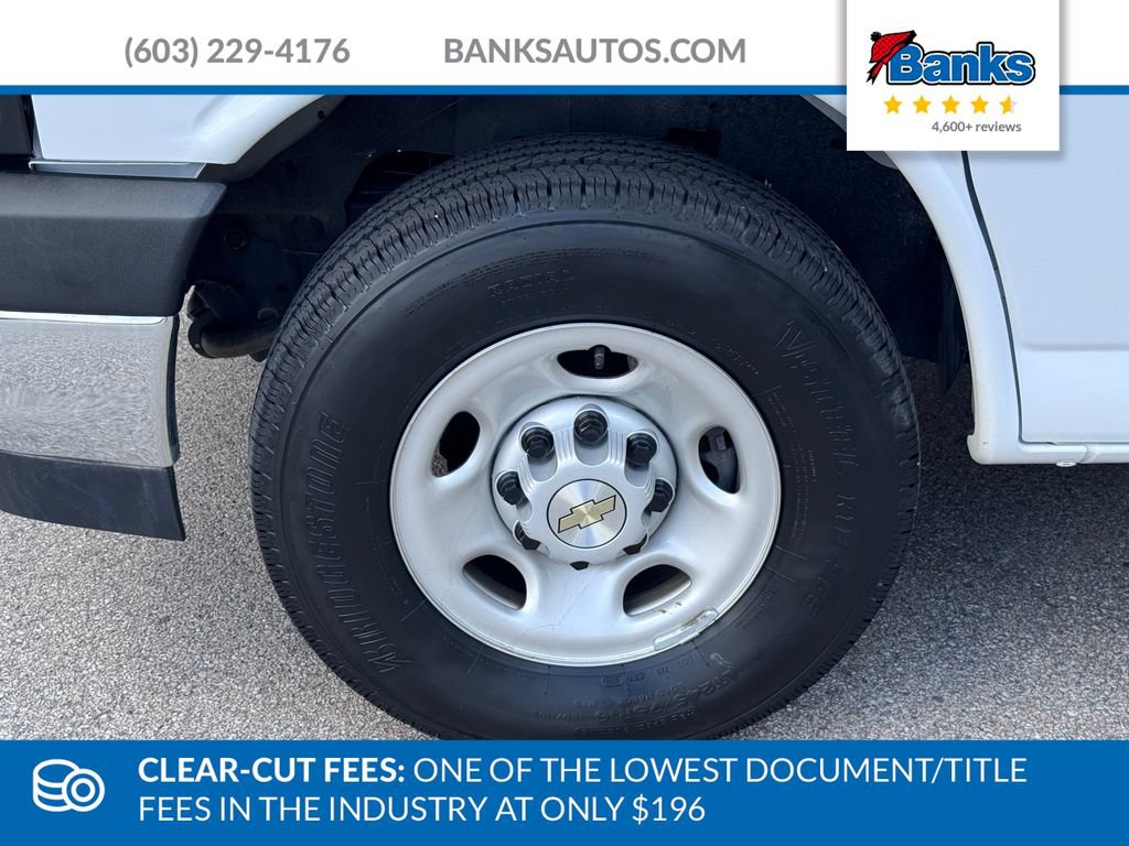 Used 2025 Chevrolet Express 3500 w/ Power Convenience Package RWD image 4