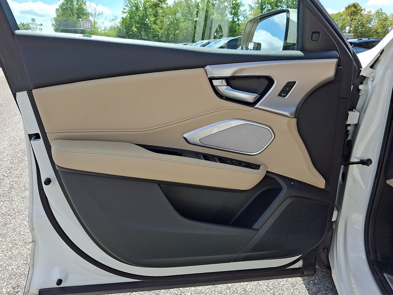 Used 2019 Acura RDX w/ Technology Package AWD/4WD image 14