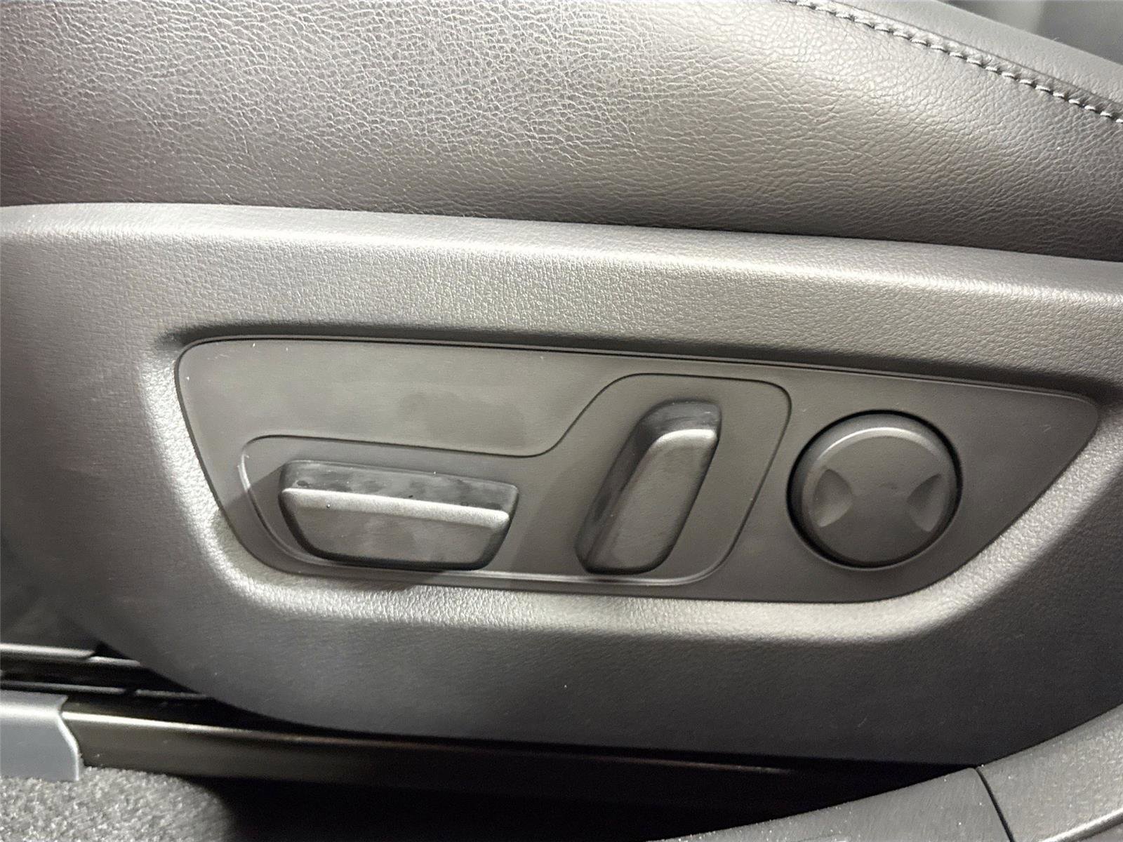 New 2025 MAZDA CX-50 AWD 2.5 Hybrid w/ Weather Package image 33