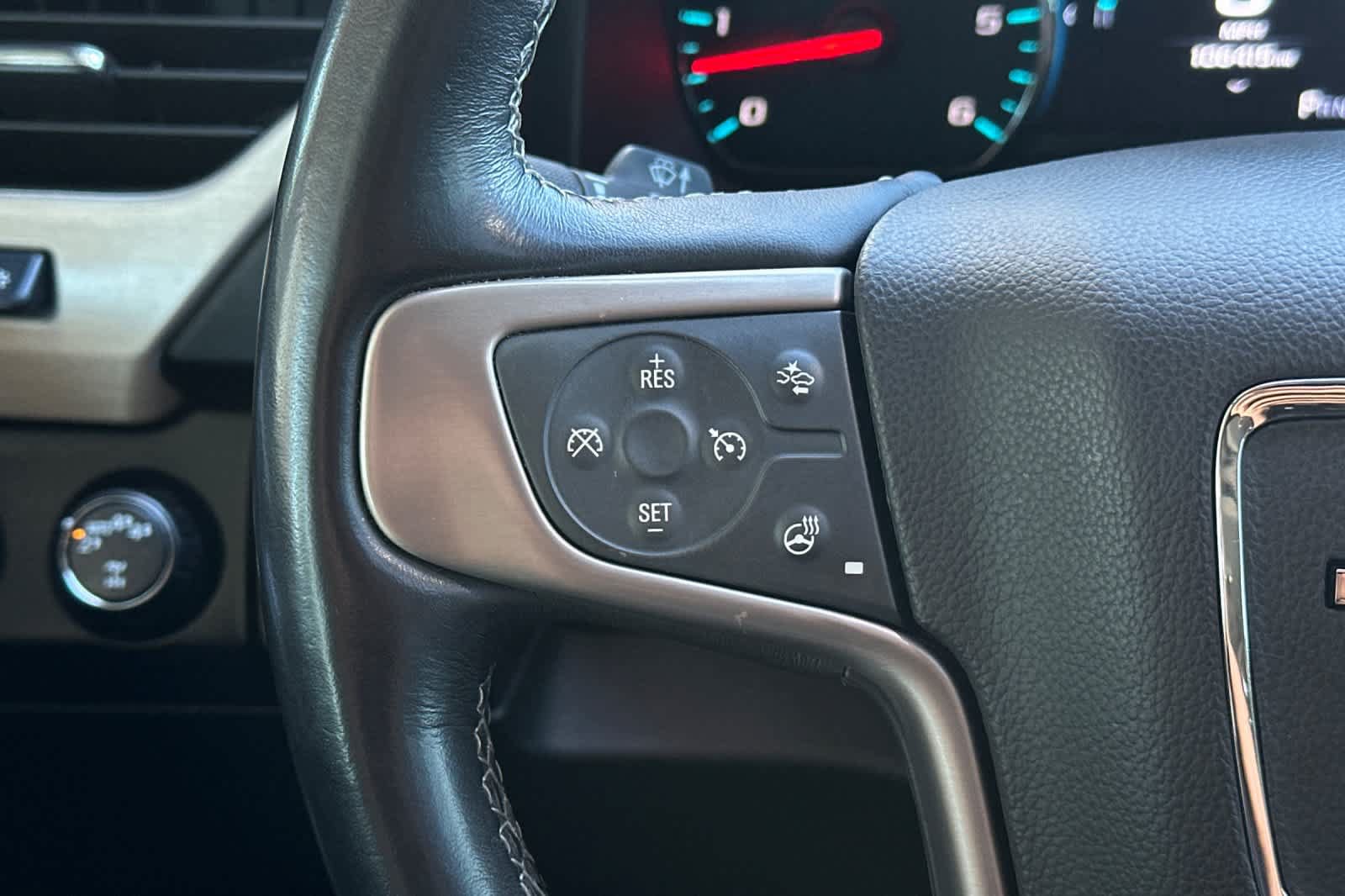 Used 2020 GMC Yukon Denali w/ Denali Premium Package AWD/4WD image 28