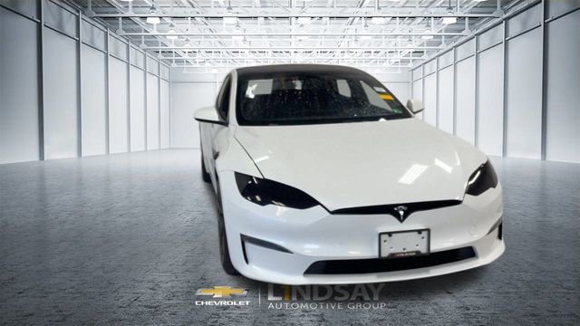 Used 2021 Tesla Model S Plaid image 4