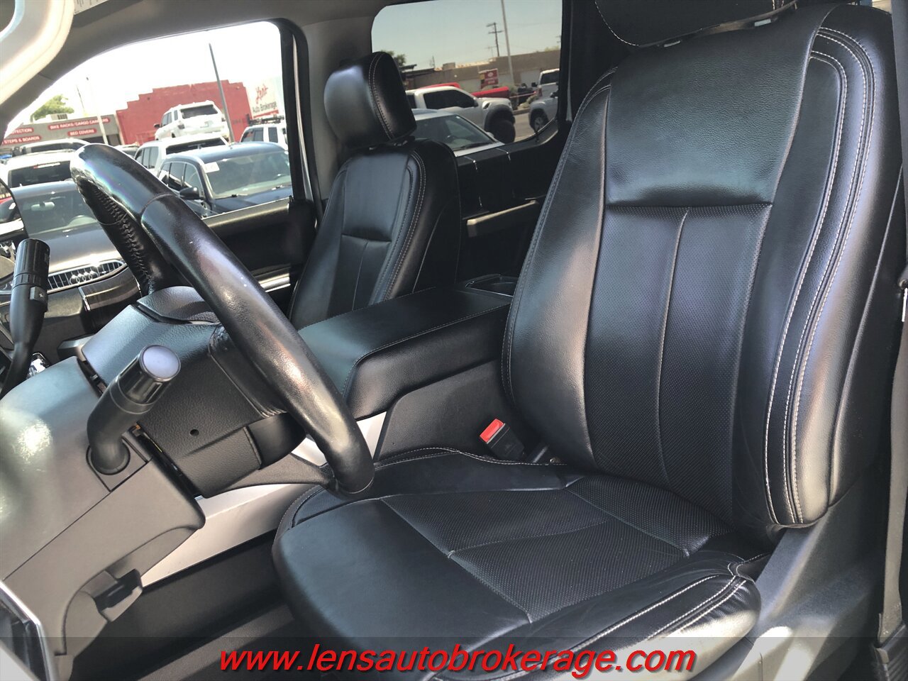 Used 2020 Ford F350 Lariat AWD/4WD image 13