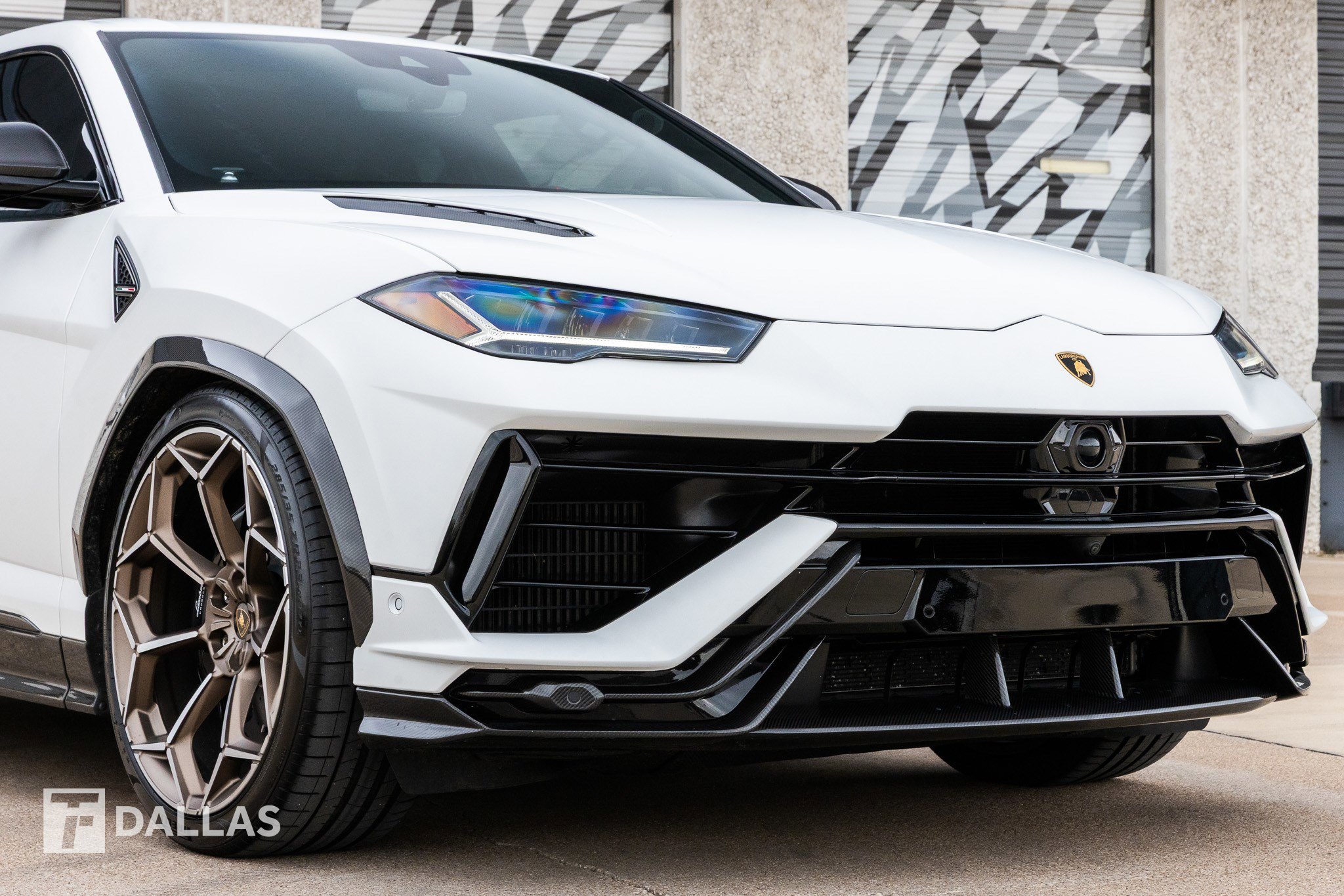 Used 2023 Lamborghini Urus Performante image 2