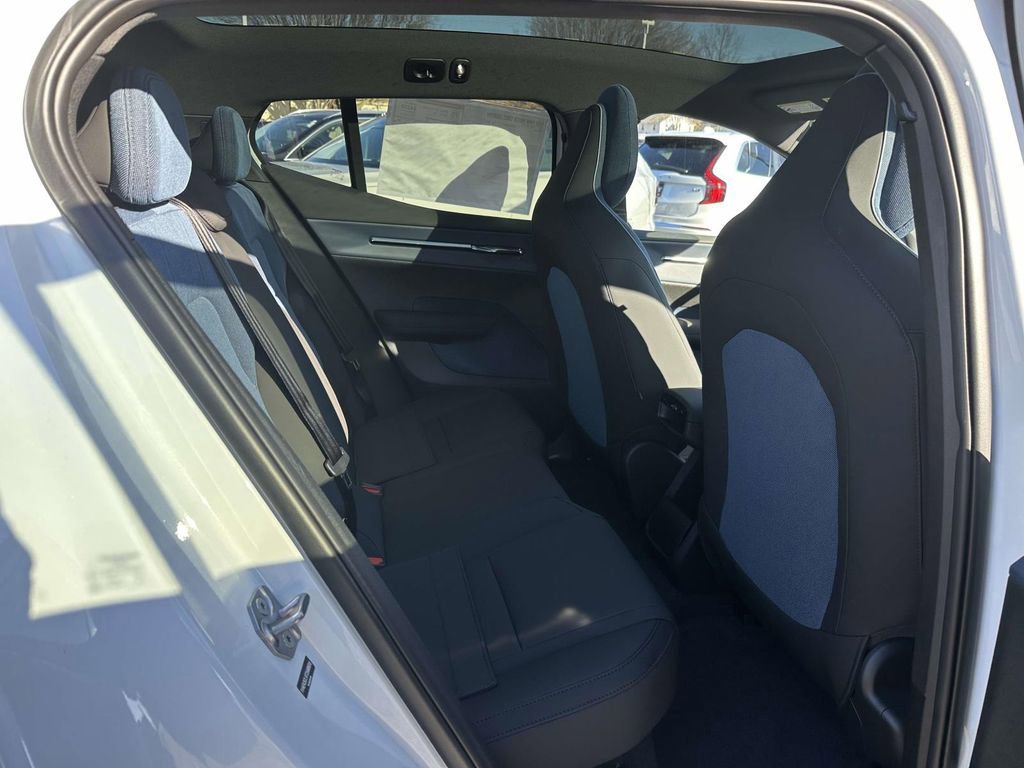 New 2026 Volvo EX30 Cross Country Ultra w/ Protection Package Premier AWD/4WD image 11