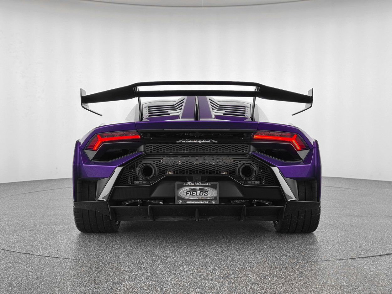 Used 2023 Lamborghini Huracan STO image 5