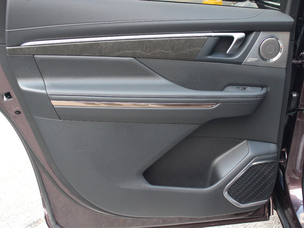 Certified 2026 Buick Enclave Avenir w/ Super Cruise Package image 27