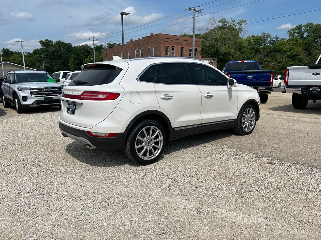 Used 2019 Lincoln MKC Reserve w/ MKC Technology Package FWD image 8