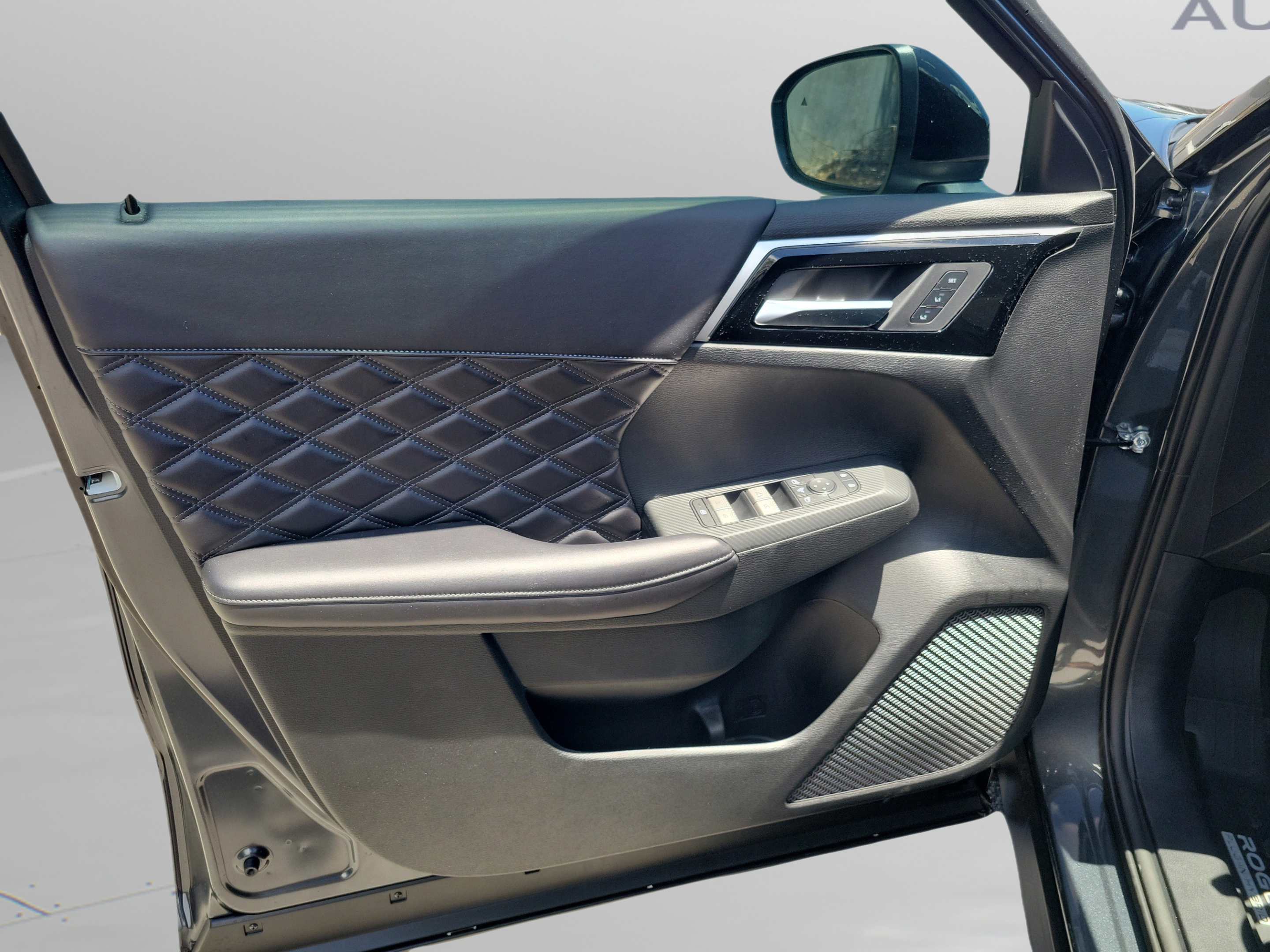 New 2026 Nissan Rogue Platinum AWD/4WD image 14