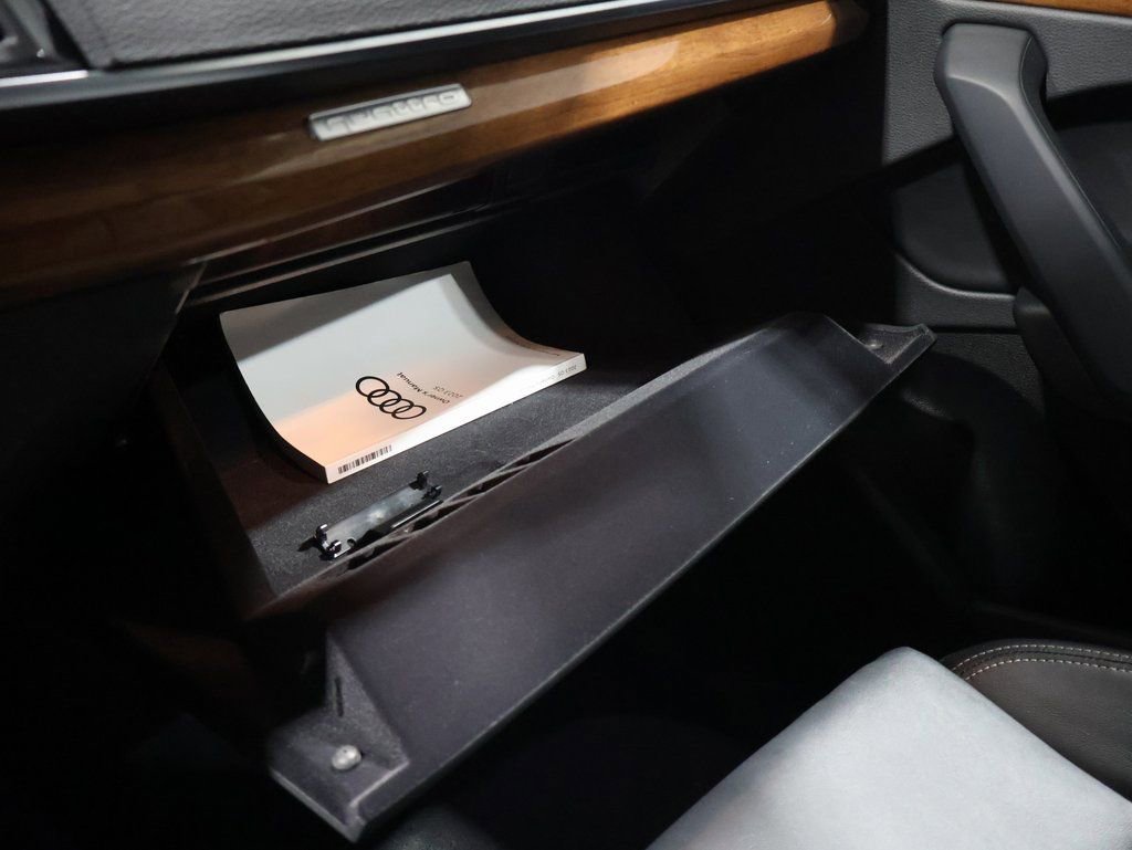 Used 2023 Audi Q5 e Premium image 33