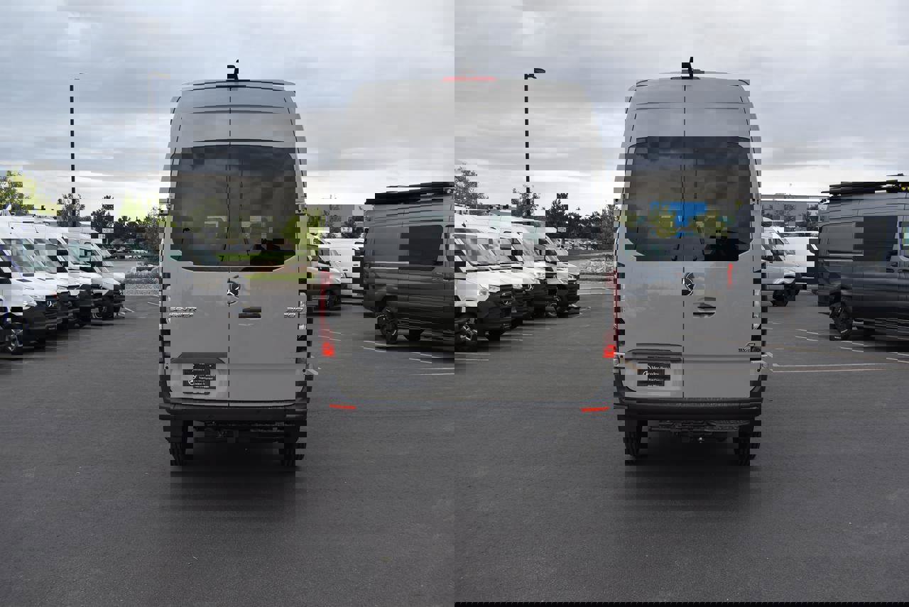 New 2025 Mercedes-Benz Sprinter 2500 image 6
