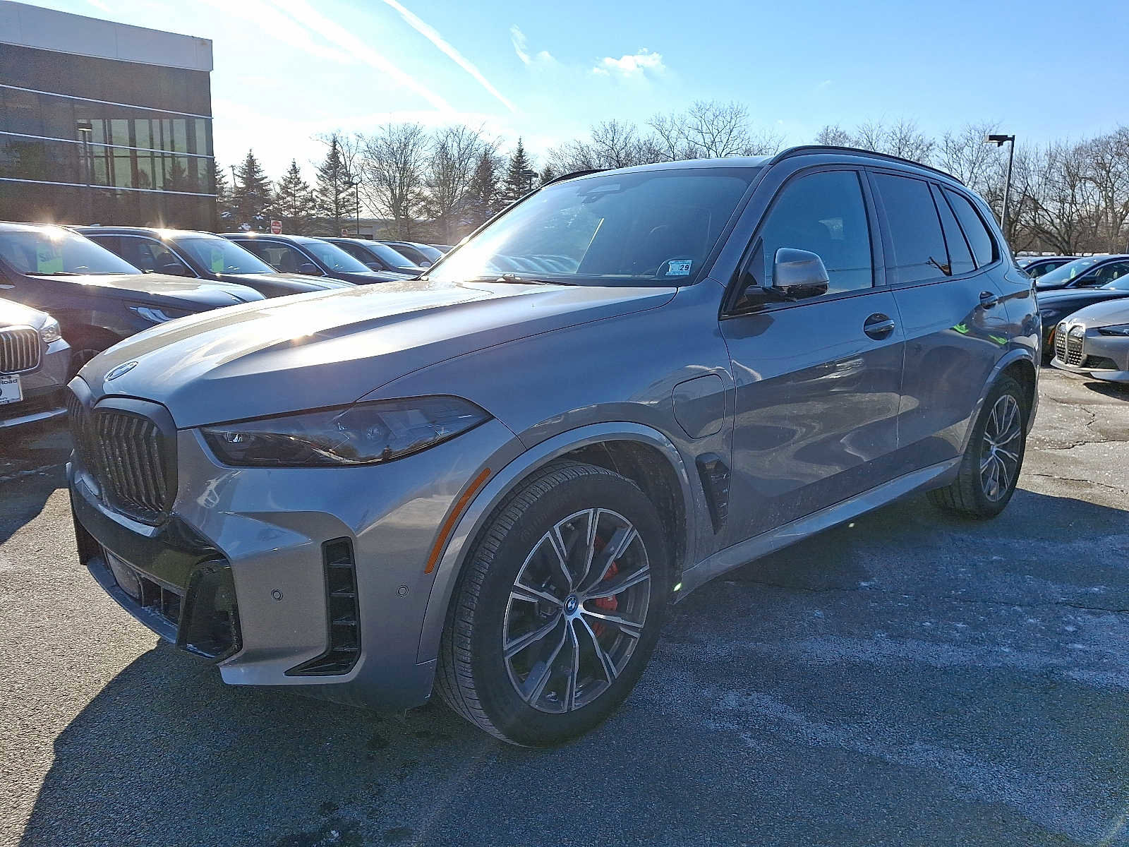Used 2024 BMW X5 xDrive50e w/ Executive Package image 2