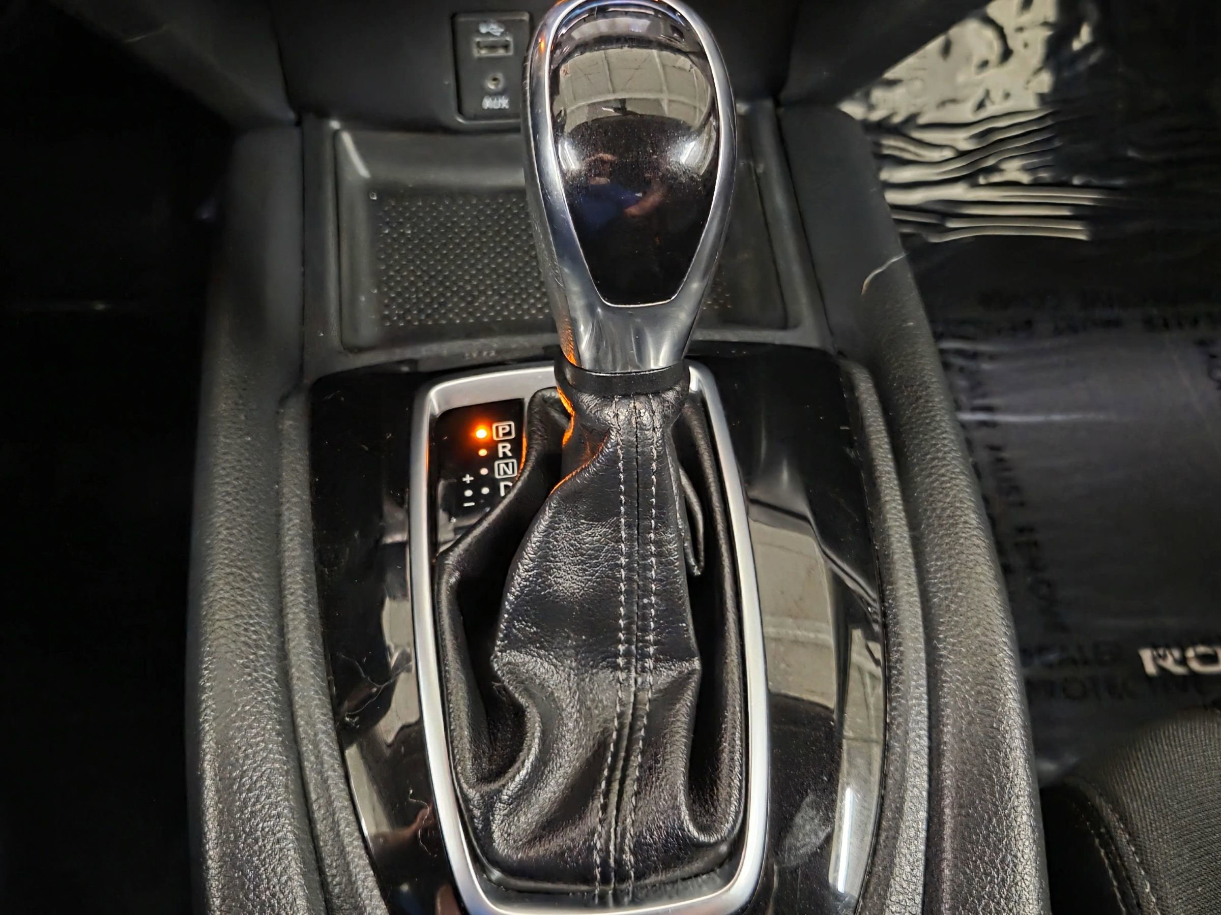 Used 2017 Nissan Rogue SV image 26