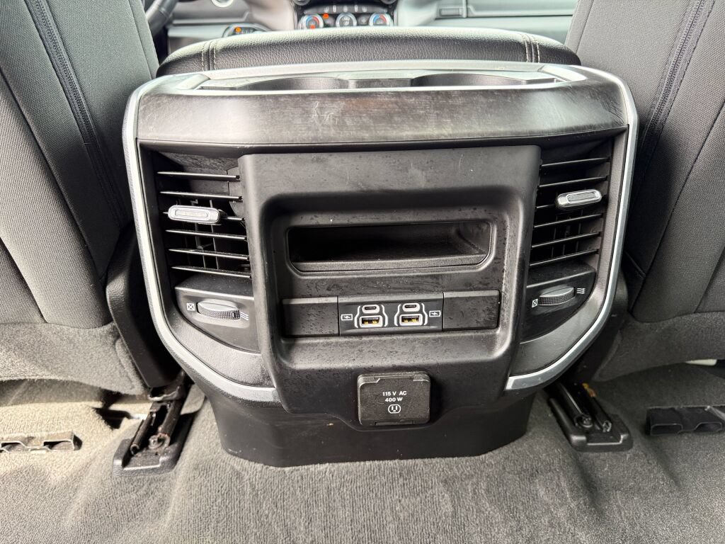 Used 2022 RAM 1500 Big Horn AWD/4WD image 32