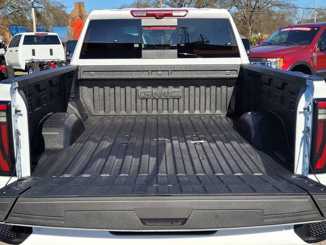 New 2026 GMC Sierra 2500 AT4 w/ AT4 Premium Plus Package image 9