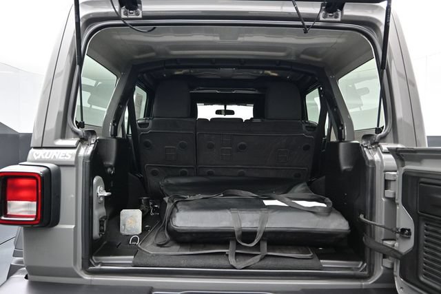 Used 2022 Jeep Wrangler Unlimited Sport AWD/4WD image 23