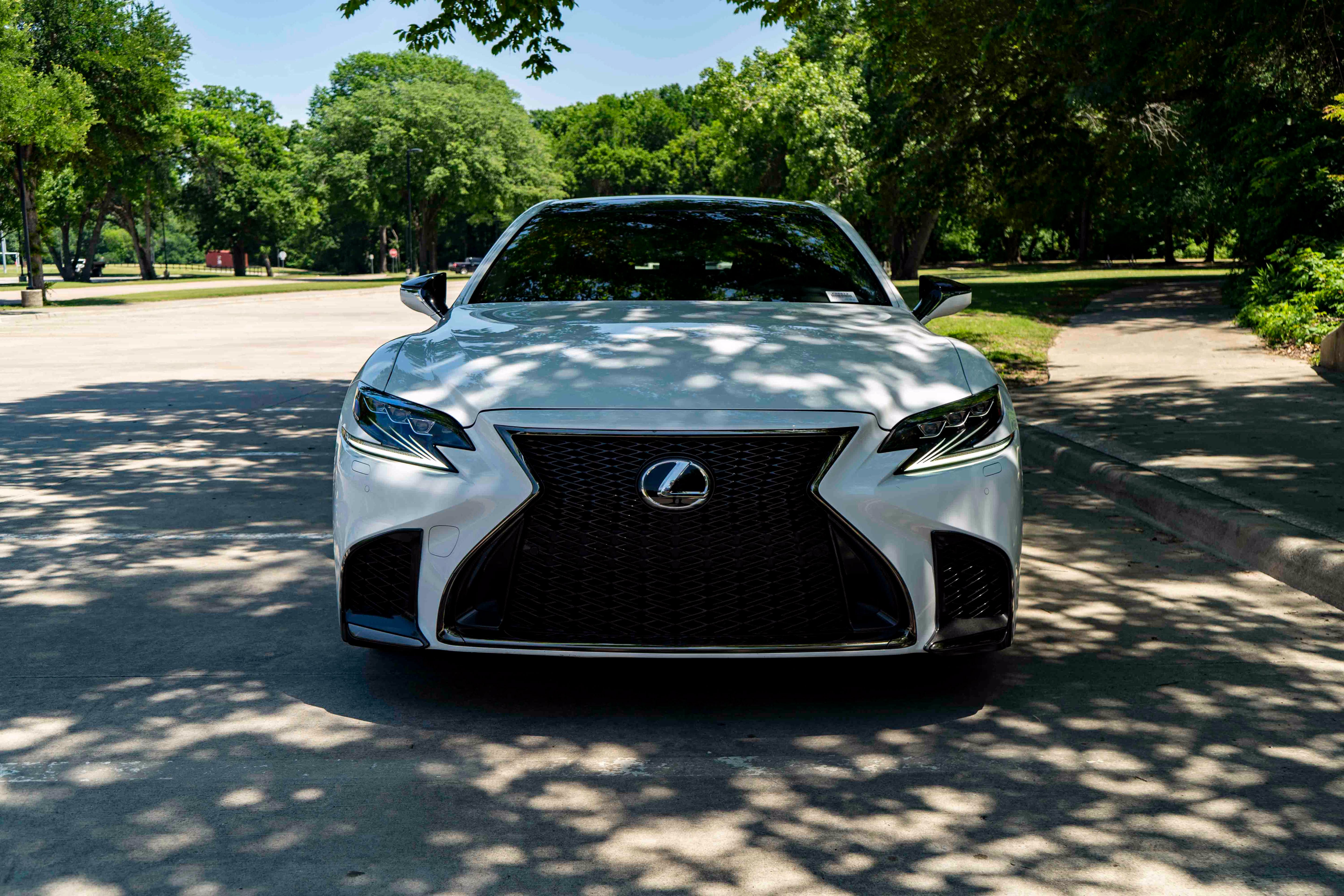 Used 2019 Lexus LS 500 F Sport w/ Accessory Package (Z2) AWD/4WD image 3
