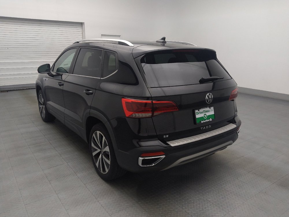 Used 2023 Volkswagen Taos SE FWD image 5