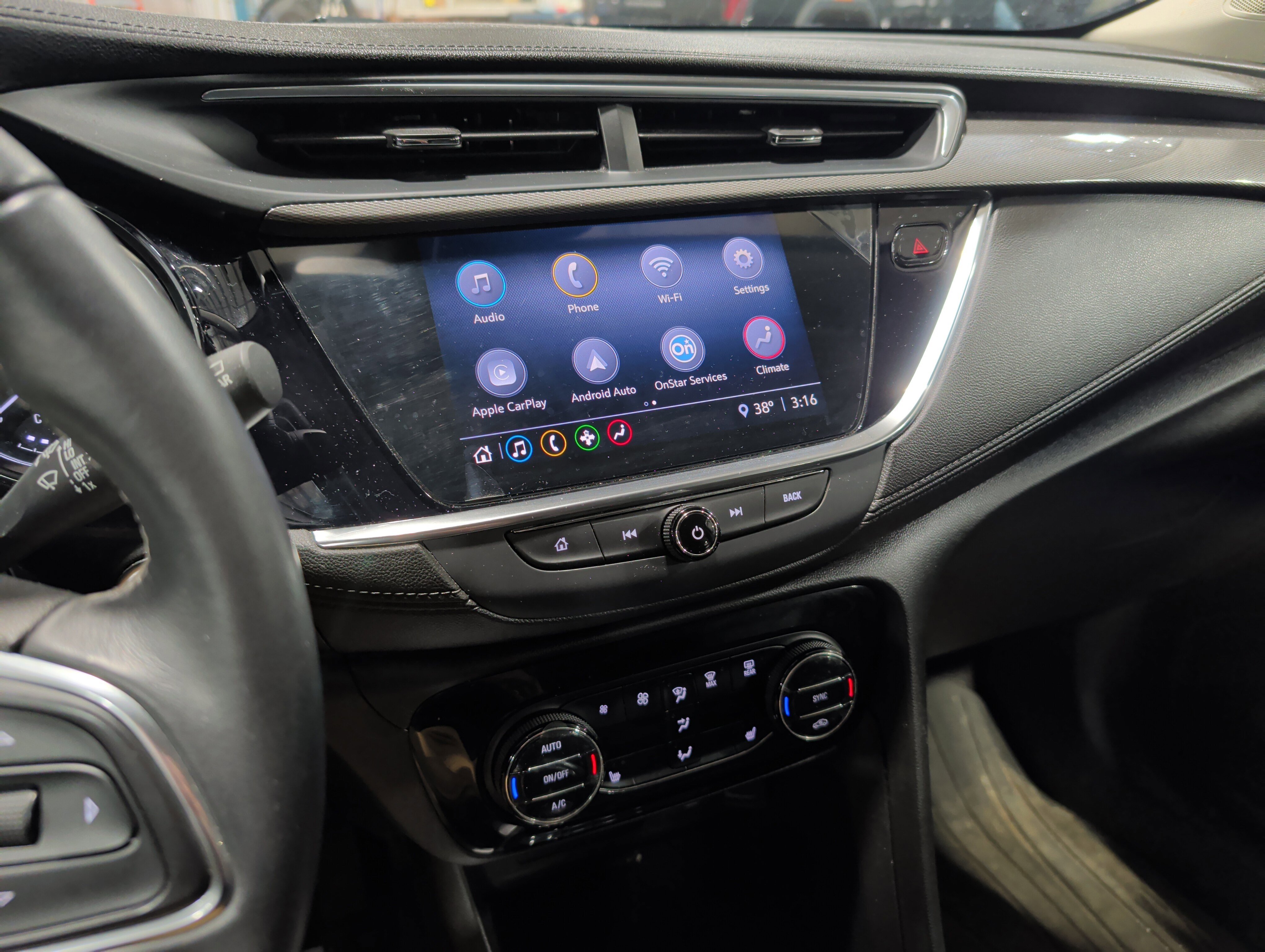 Used 2020 Buick Encore GX Select w/ Sport Touring Package image 10