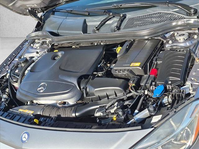Used 2015 Mercedes-Benz GLA 250 4MATIC image 21