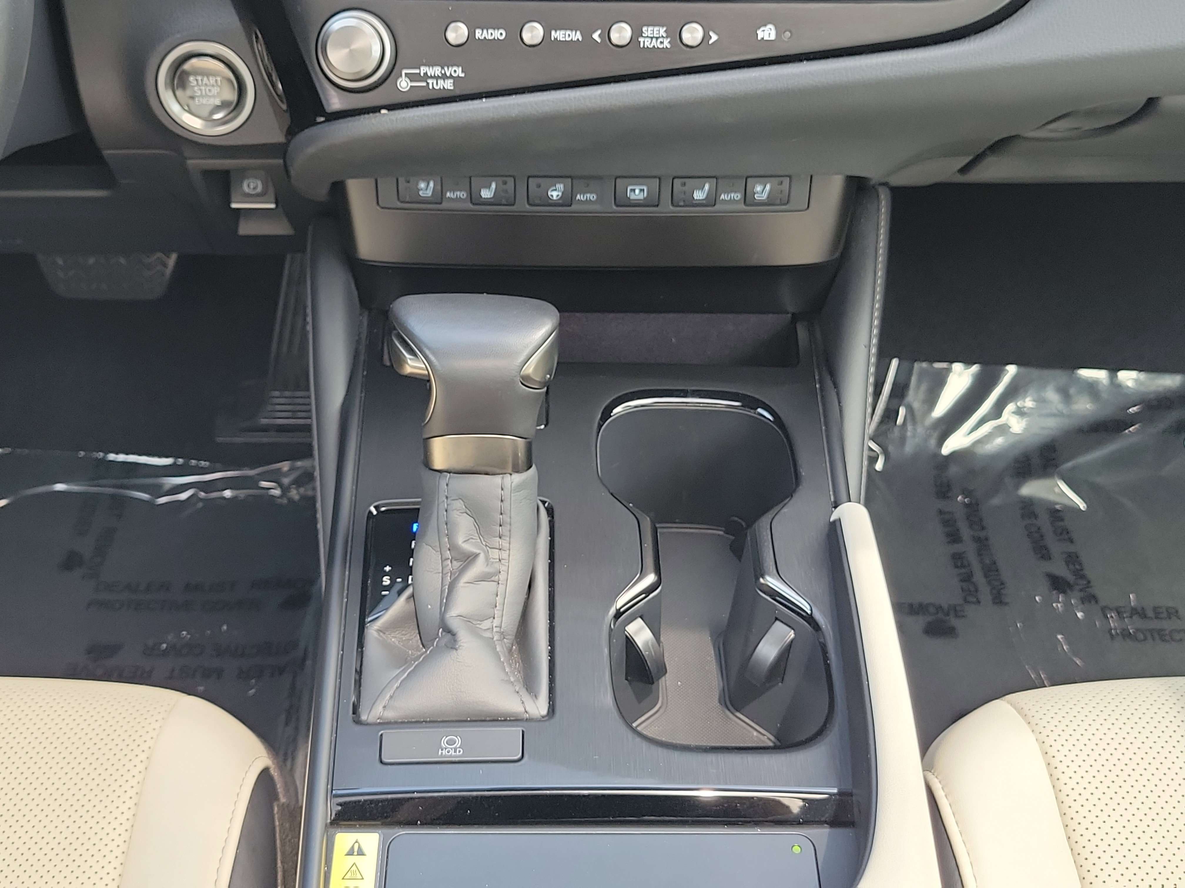 Used 2025 Lexus ES 350 w/ Premium Package FWD image 19