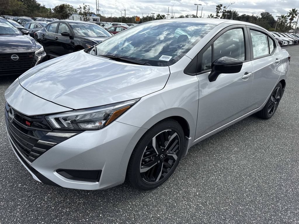 New 2025 Nissan Versa SR w/ Trunk Package FWD image 8