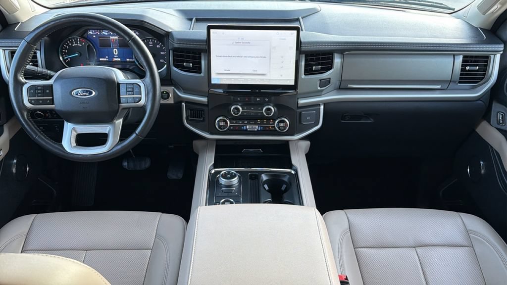Used 2023 Ford Expedition Max XLT AWD/4WD image 28