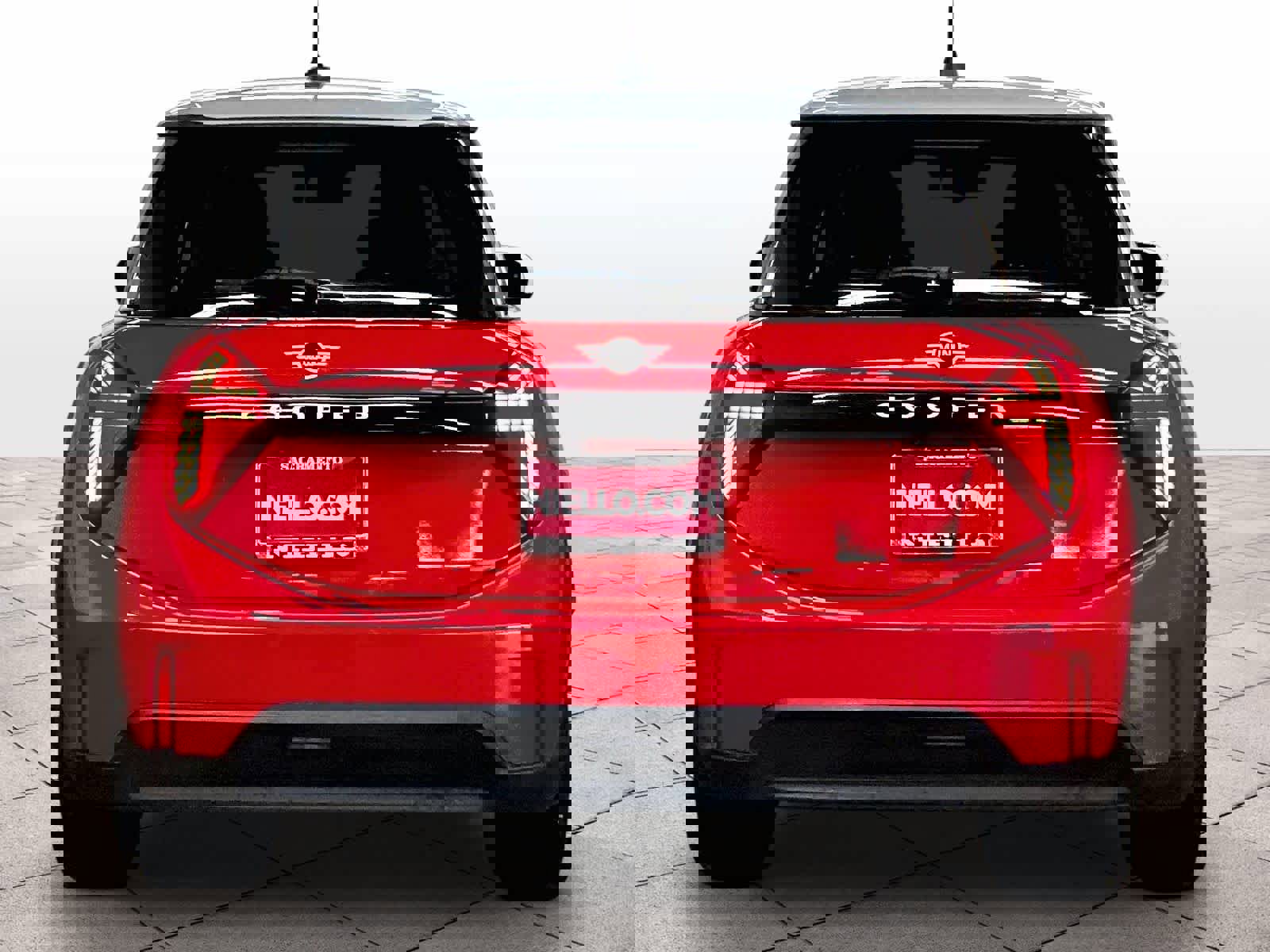 Used 2025 MINI Cooper 2-Door Hardtop image 6