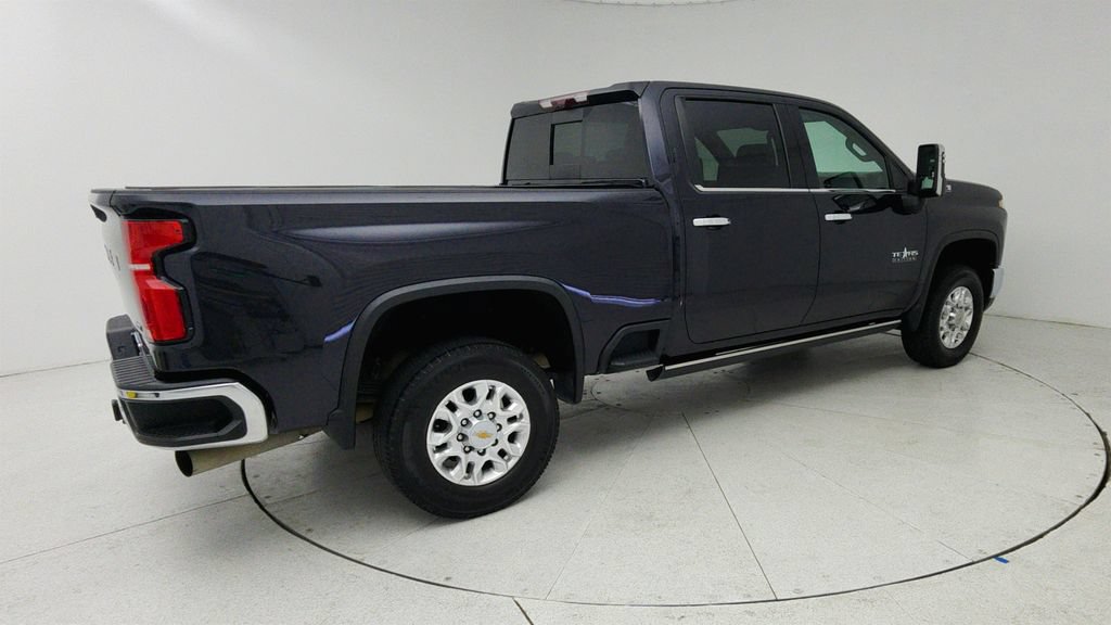 Certified 2024 Chevrolet Silverado 2500 LTZ w/ LTZ Premium Texas Edition AWD/4WD image 7