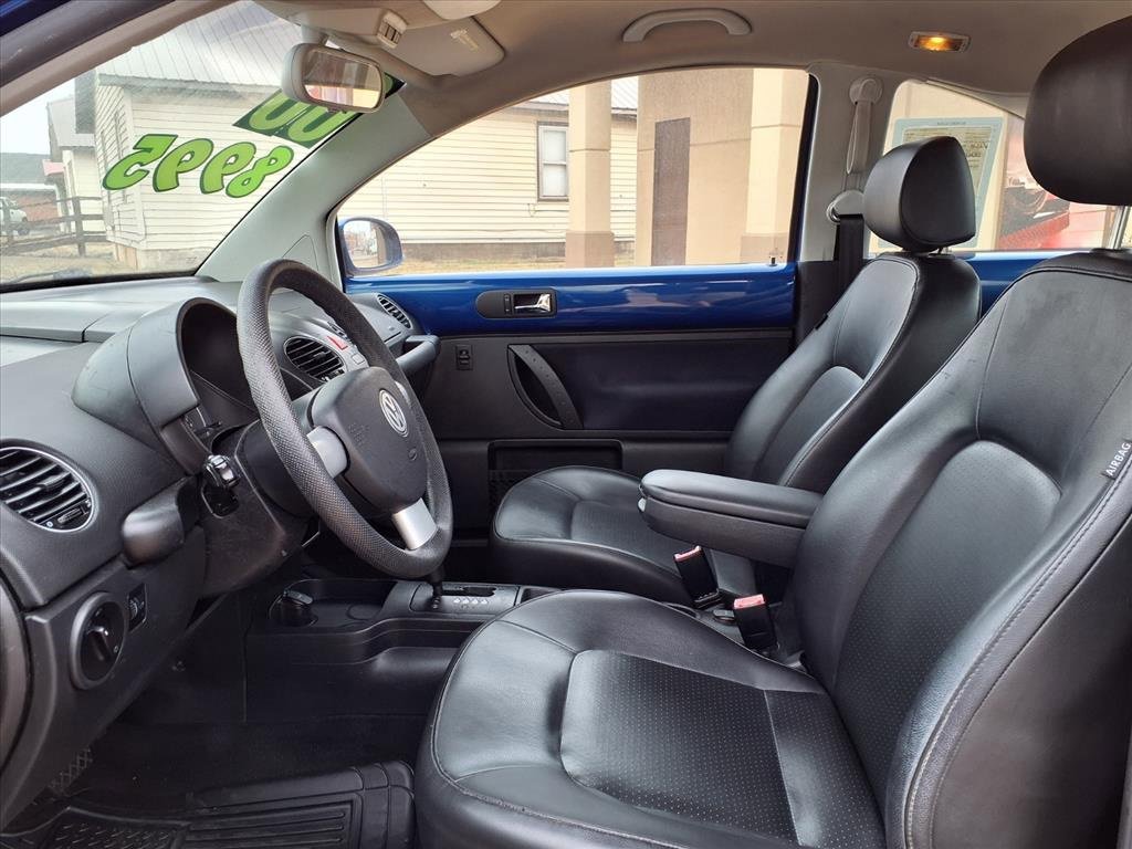 Used 2008 Volkswagen Beetle S image 10