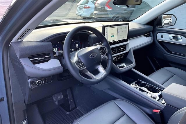 New 2026 Ford Explorer Active w/ Active Comfort Package image 6