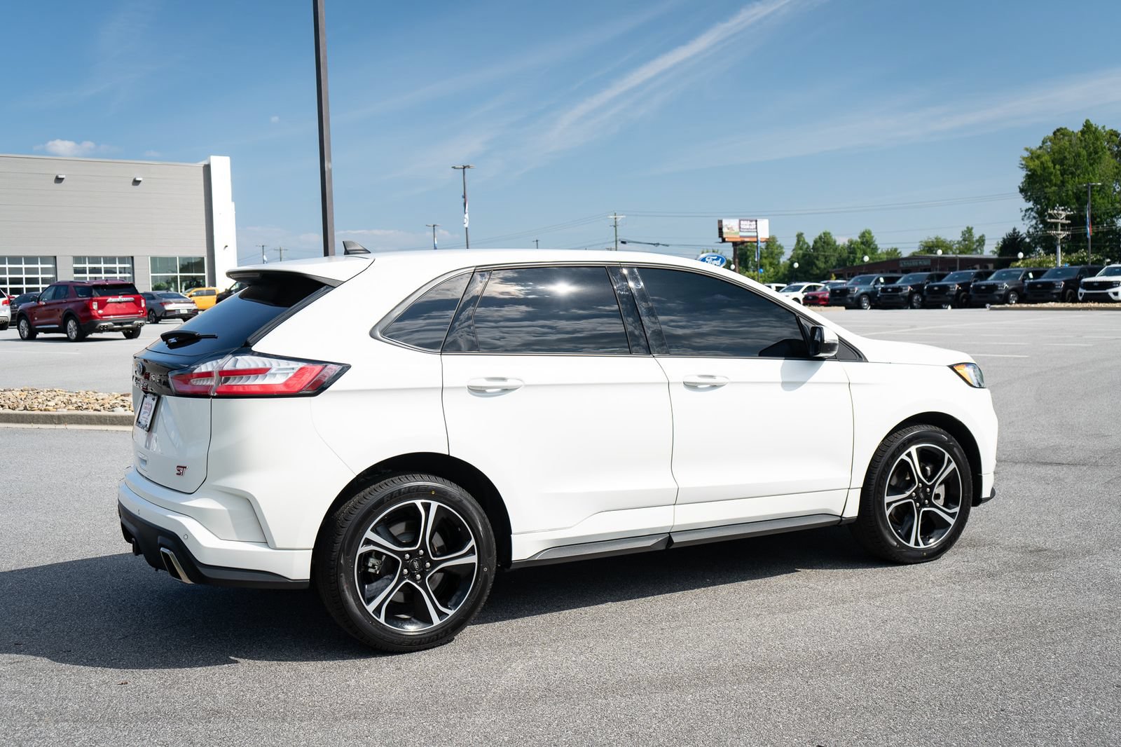 Used 2023 Ford Edge ST AWD/4WD image 10