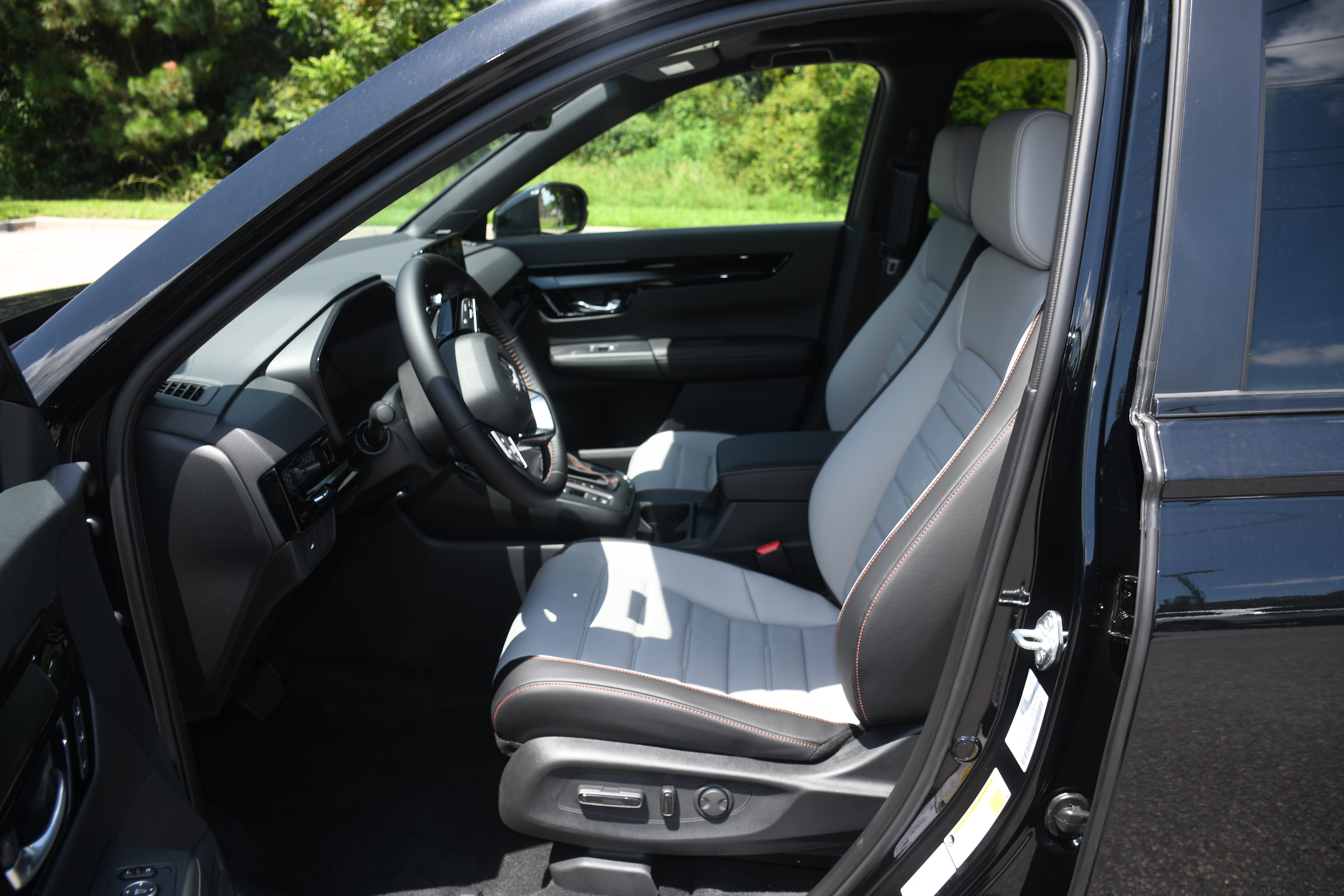 New 2026 Honda CR-V Sport Touring image 3
