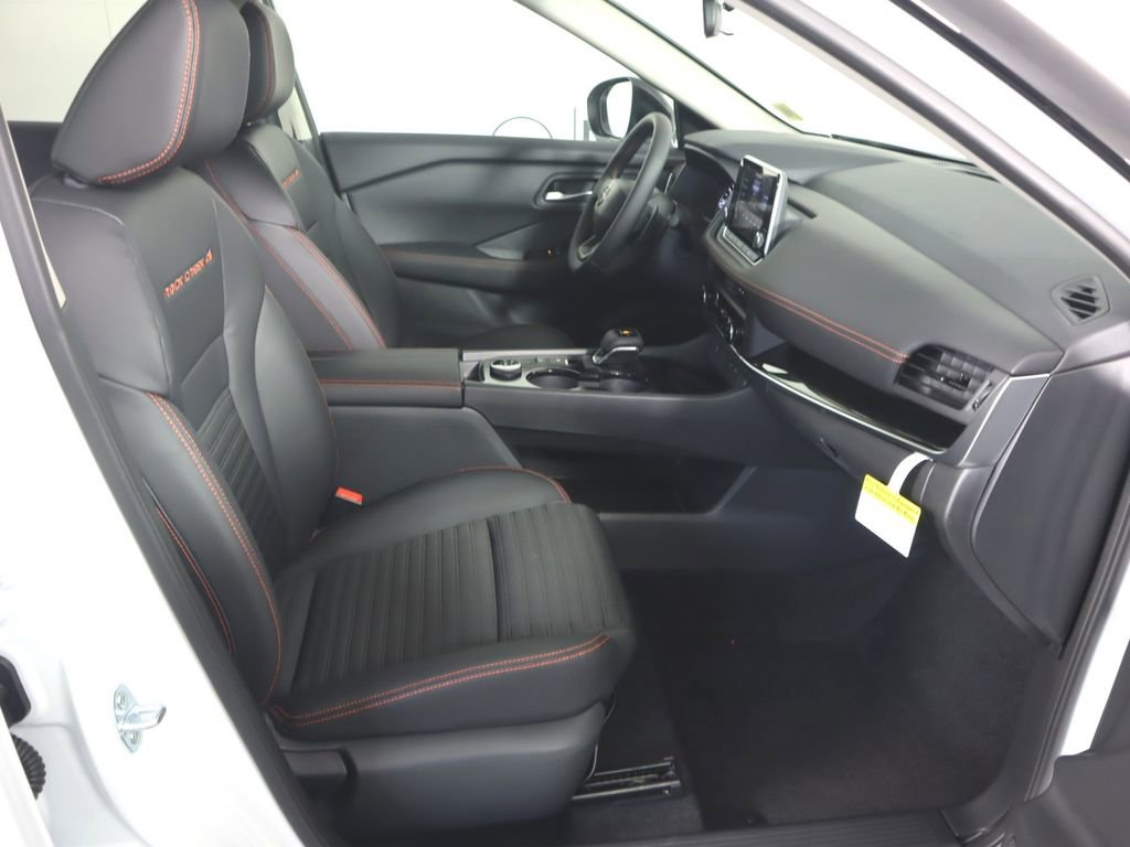 New 2026 Nissan Rogue SV AWD/4WD image 23