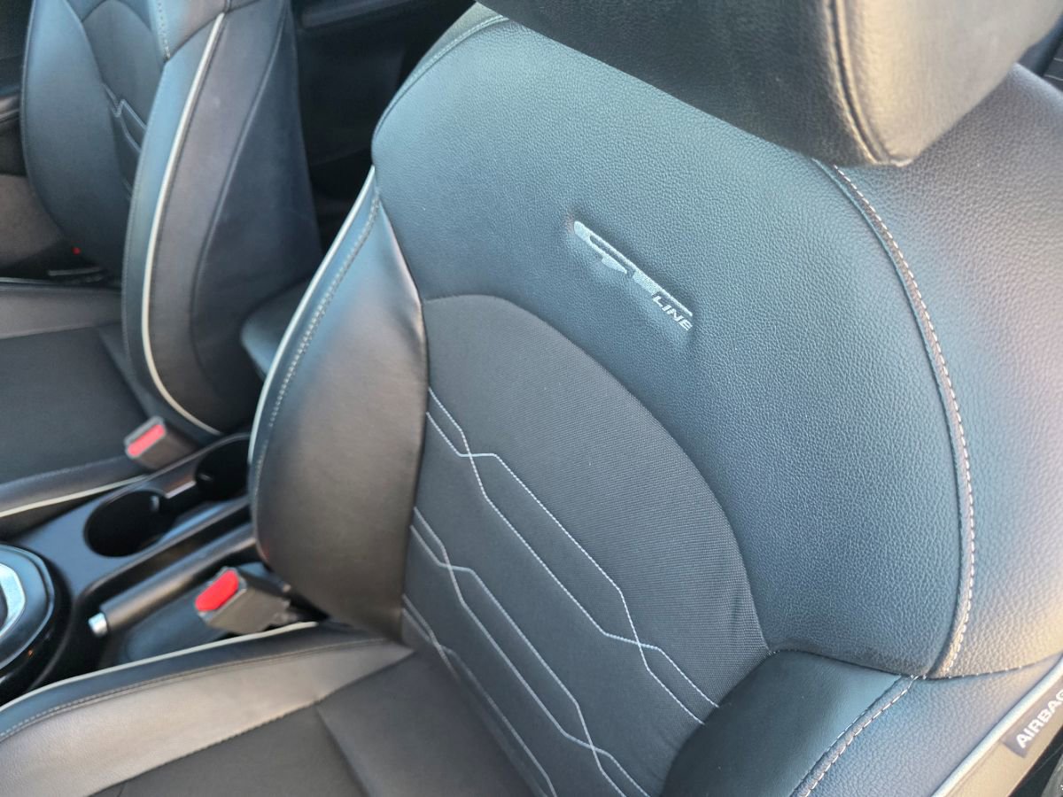 Used 2020 Kia Forte GT-Line image 31