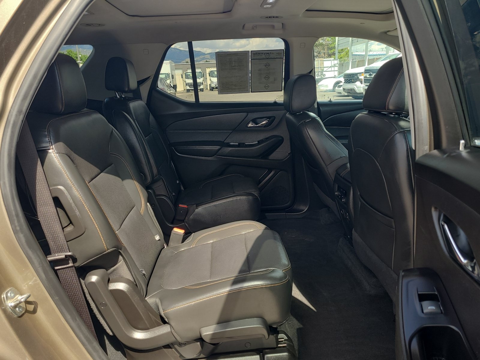 Used 2020 Chevrolet Traverse Premier AWD/4WD image 28