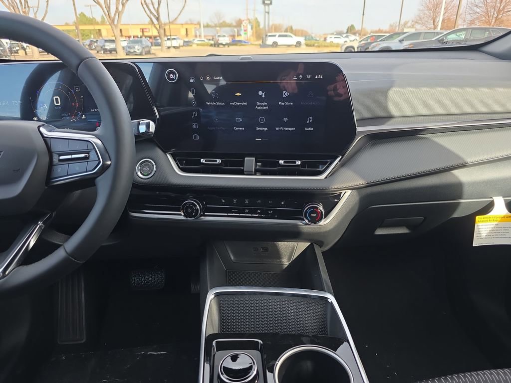 New 2026 Chevrolet Equinox LT w/ Safety and Technology Package image 17