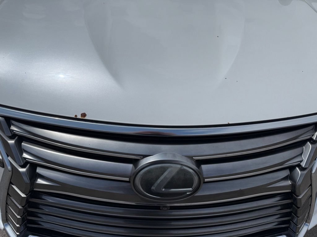 Used 2017 Lexus LX 570 4WD w/ Luxury Package image 19